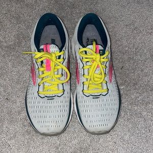 Brooks Ghost 13 Running Shoes, Size 7.5